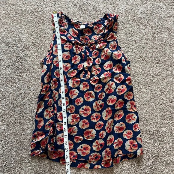 Old Navy Woven Floral Button-Front Top - Picture 3 of 7